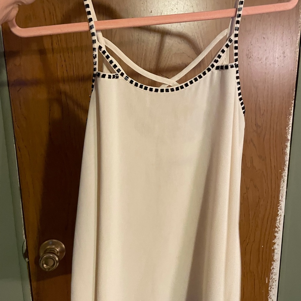 Cute cream tank with black detailing